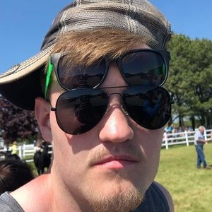 Meet your Posher, David